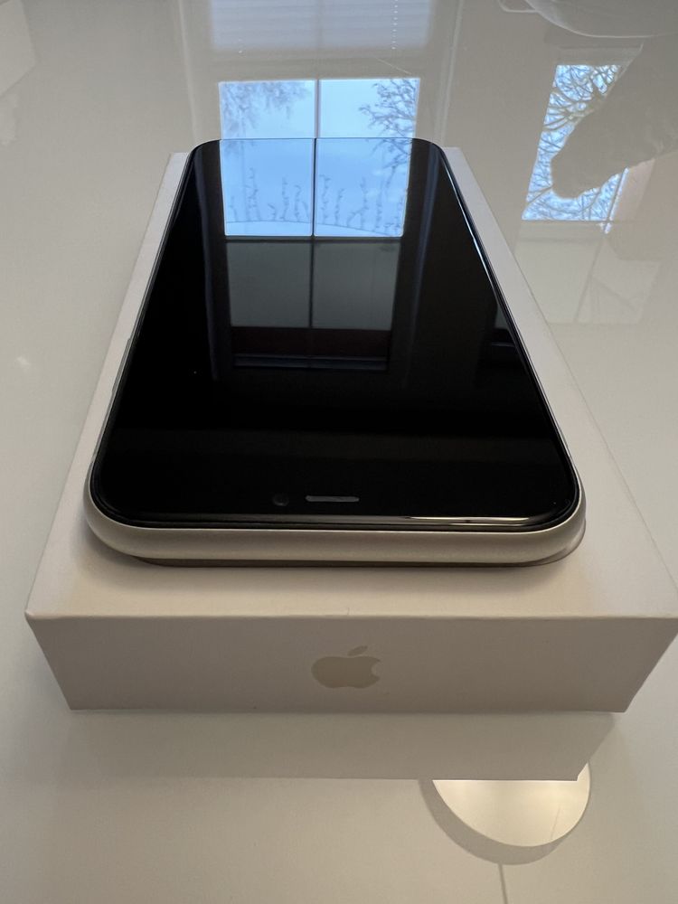 Iphone 11, White 128GB