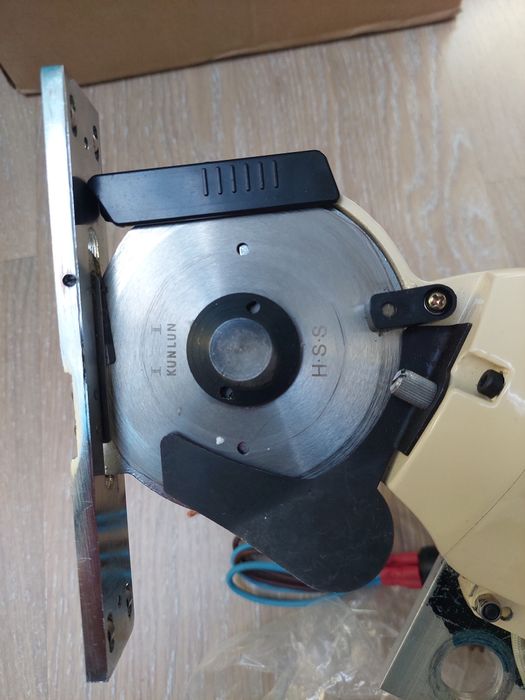 Электрический ковровый резак, машина для резки ткани Junjiu TN-40 250W