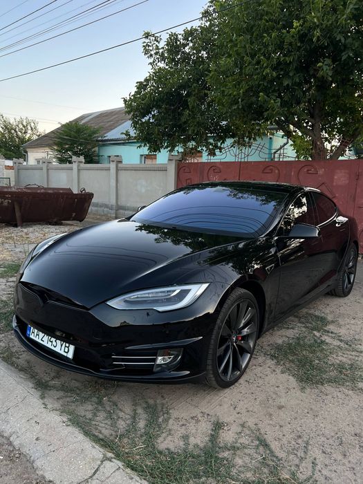 Продам Tesla model s P85 perfomance