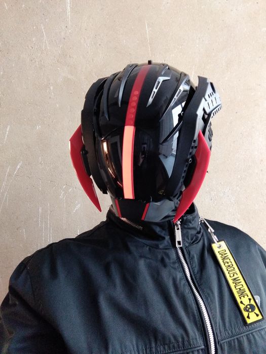 Шлем-маска в стиле cyberpunk/techwear