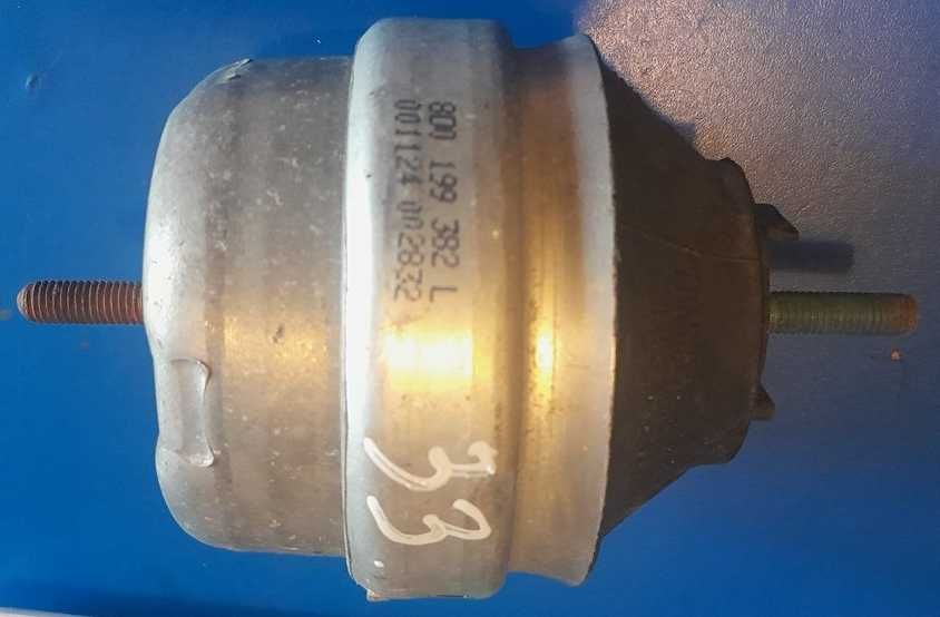 Poduszka silnika Audi A4 B5 1.9 TDI Vw Passat B5 oryginał 8D0'199379K