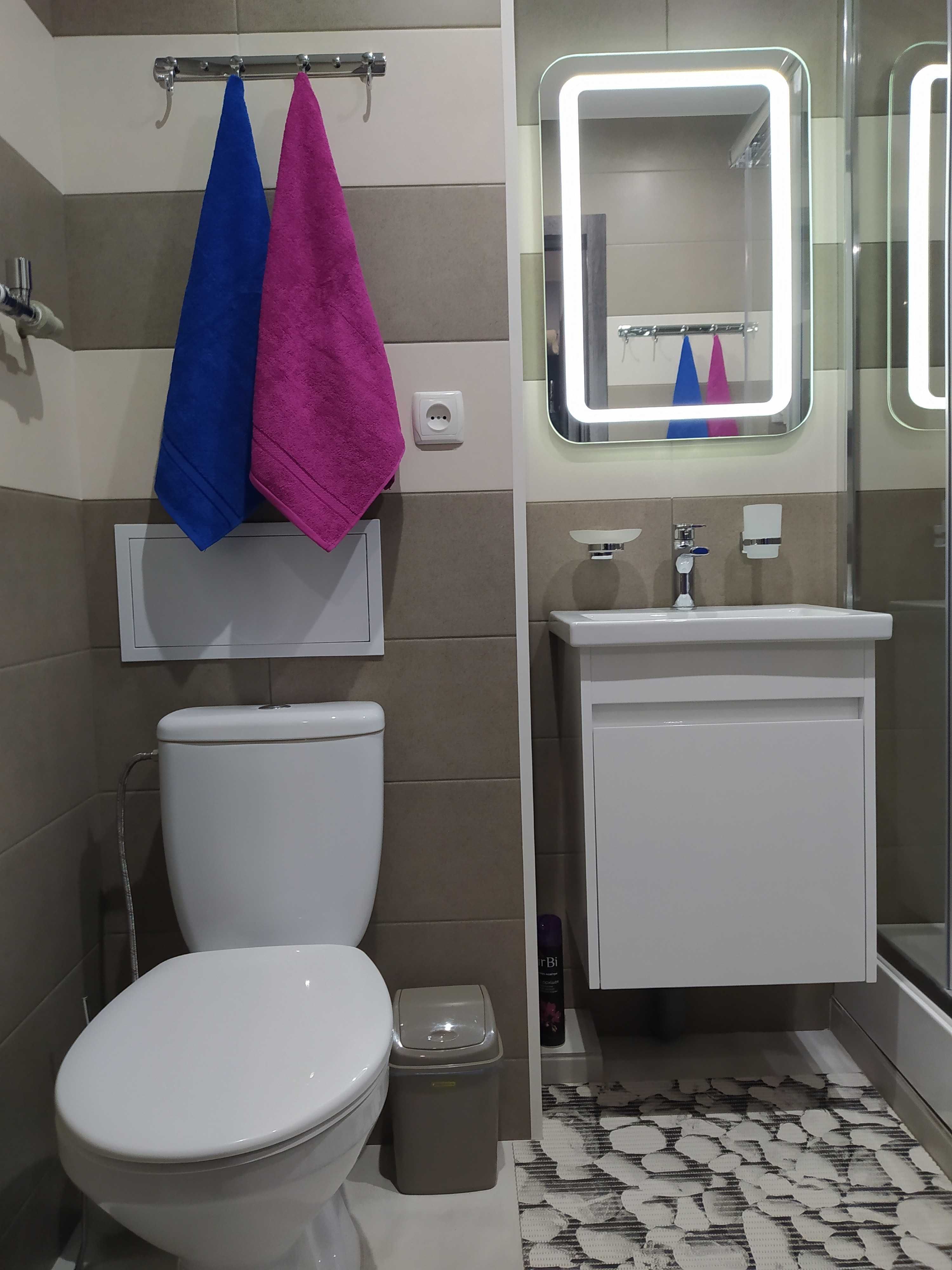 2 комн посуточно от 2 суток 1200грн пл.Пушкина (пр.Соборный)