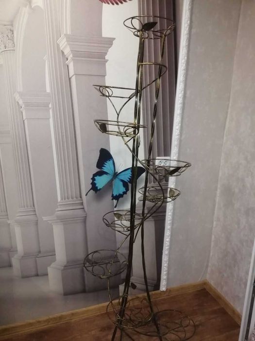 Підставка під квіти