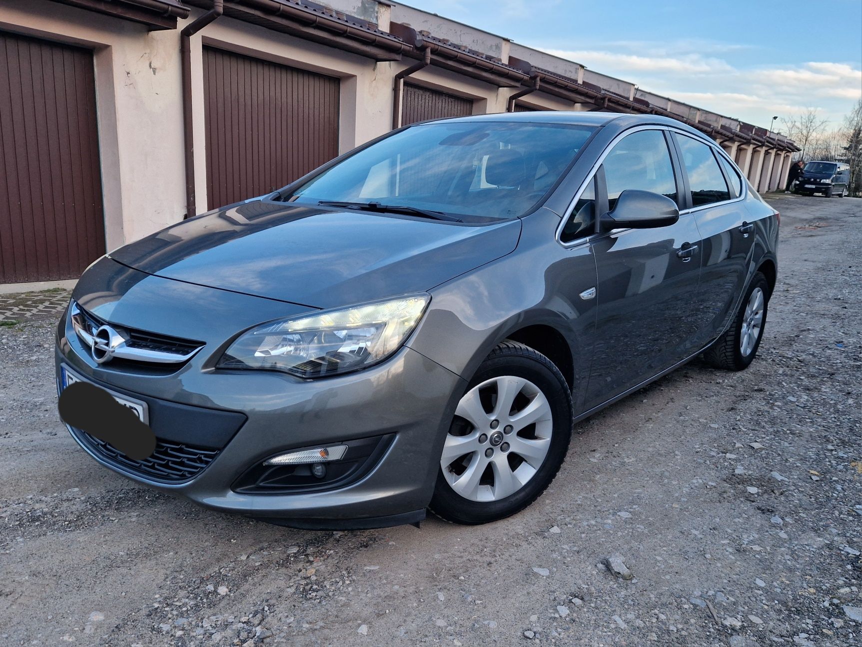 ASTRA J 2016r. 1,4 + LPG , 1 właściciel od nowosci