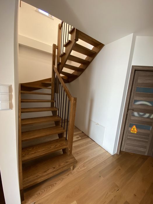 Schody Drewniane Rzeszów (Dywanowe-Samonośne-Klasyczne)