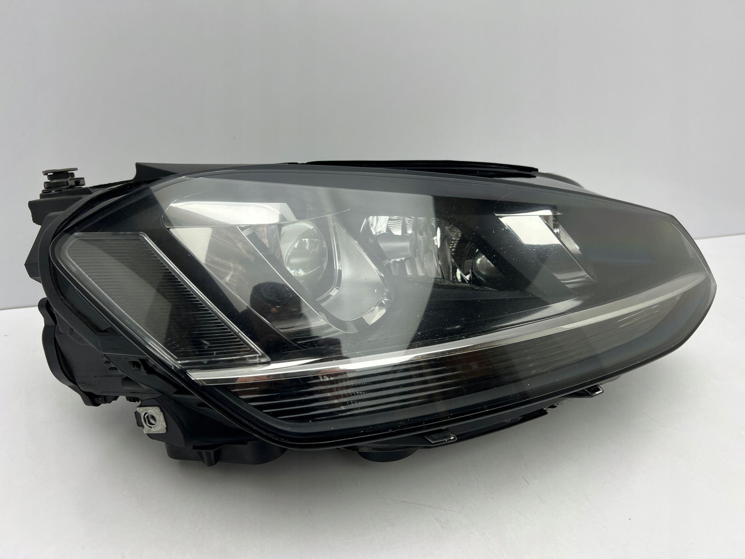 VW Golf 7 VII 5G1 Lampa Przednia Prawa Xenon przód