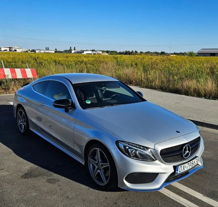 Mercedes-Benz Klasa C Mercedes C200 Coupe AMG Line, Burmester, czarny pakiet stylistyczny