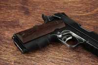 Gumowy chwyt Colt M1911A1 okładziny rękojeść wiatrówka guma Poznań