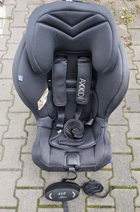 Fotelik samochodowy Axkid minikid 4