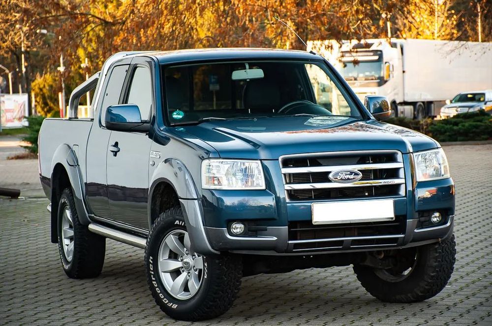 Ford Ranger 2.5 Diesel 143Km 4x4 Rury Klima Serwis Piękny z Niemiec