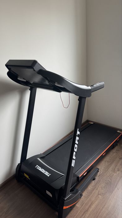 Бігова доріжка HRS T500