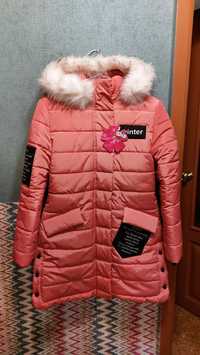 Продажа зимнего пальто для девочки