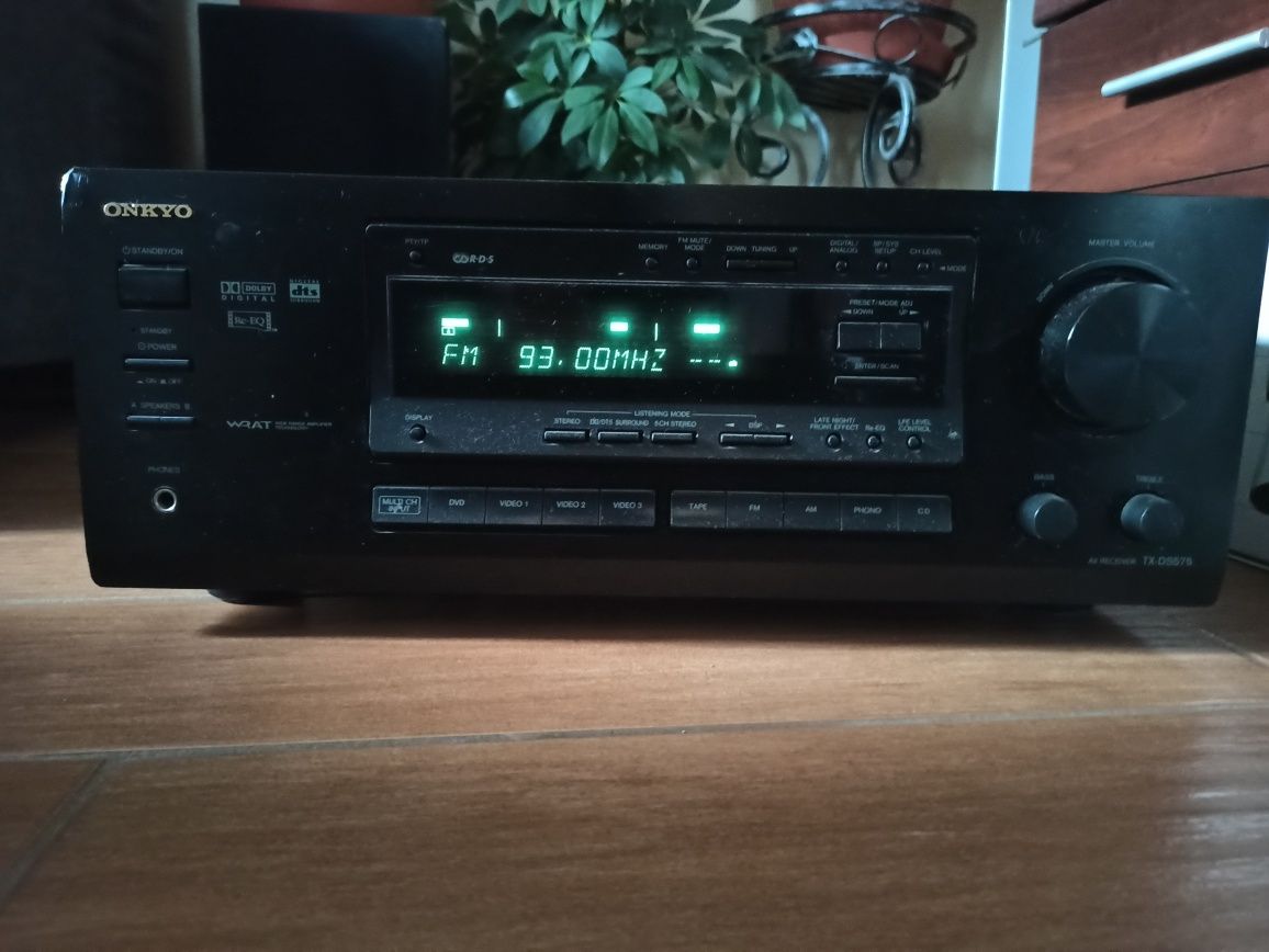 Amplituner do kina domowego 5.1 Onkyo TX DS575