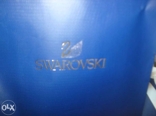 Caneta swarovski nova a bom preço