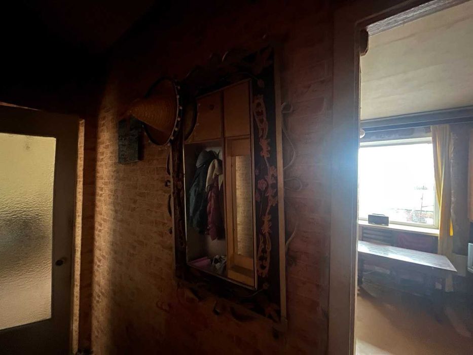 Здаємо 2-х кім. квартиру  біля метро Вирлиця. Вільна. Терміново!