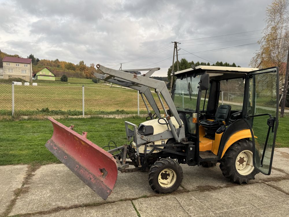 Traktor cub cadet 6000 4x4
