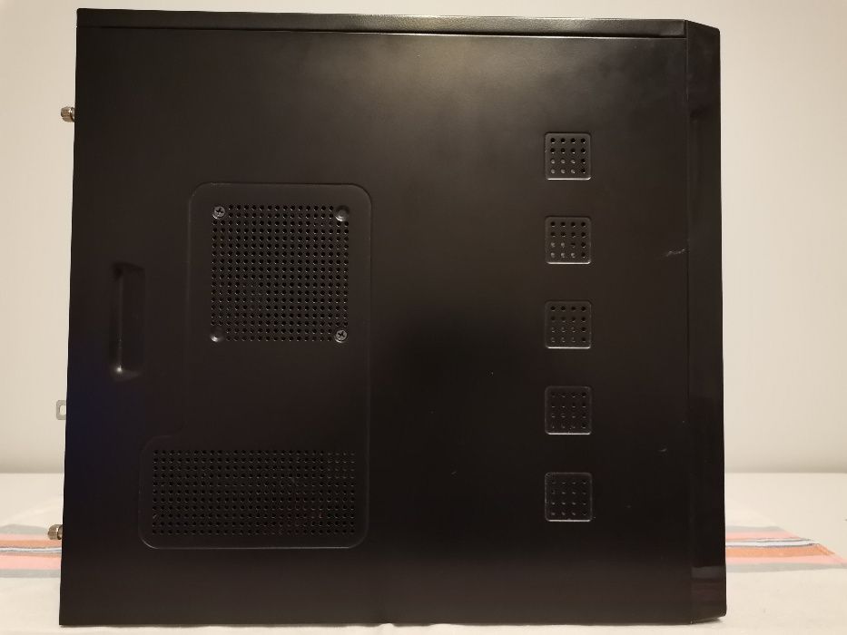 Komputer PC - Intel DualCore E550, 2GB Ram, napęd DVD/RW, Czytnik kart