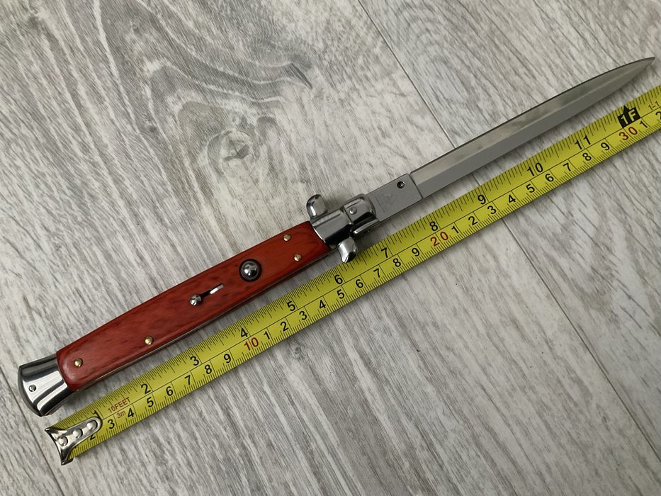 нож стилет итальянский  боевой  режет как скальпель