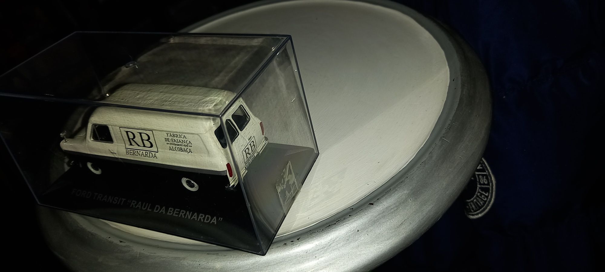 Miniatura Ford Transit, 1/43