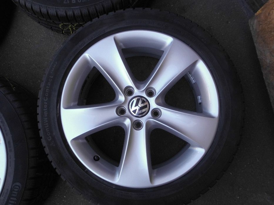 Колеса в сборе VW 5x112 R17 205/50 Continental идеальные
