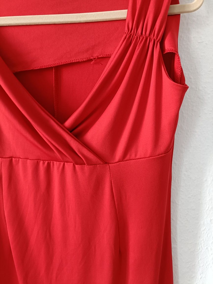 Śliczna czerwona sukienka na lato rozm. M