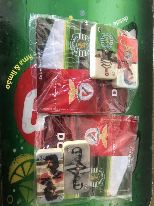 Conjunto de peças de domino Benfica/Sporting do correio da manha