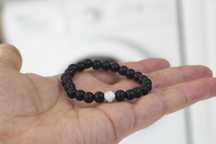 Pulseira de pedras naturais: elegancia e equilibrio em sintonia