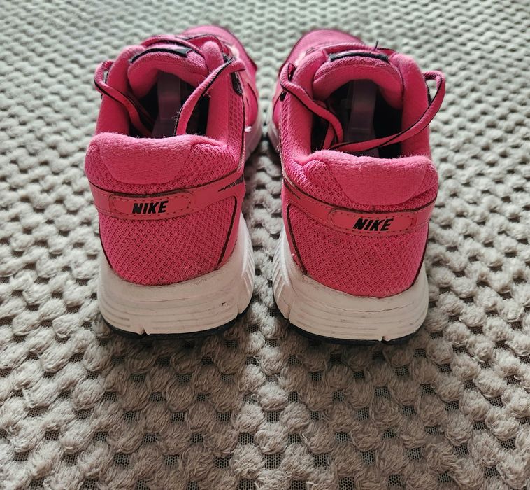 Buty Nike Revolution 2 Damskie Różowe Do Biegania 38,5 Sneakersy Tramp