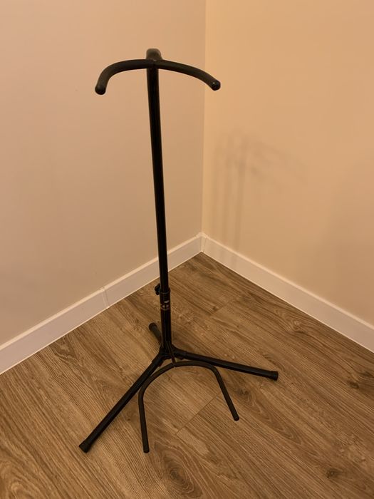 Гітара Washburn WD32SW з чохлом GEWA та підставкою.