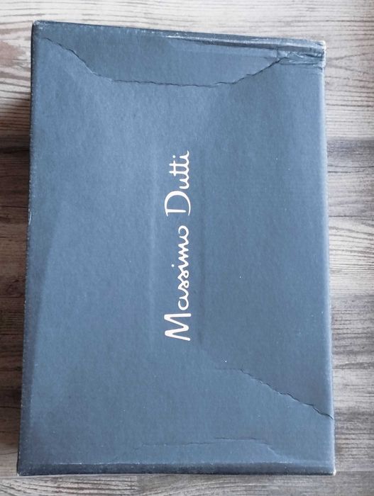 Нові замшеві черевики від Massimo Dutti розмір 42