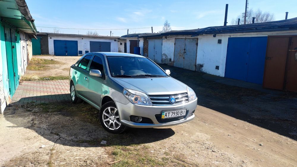 Автомобіль продам