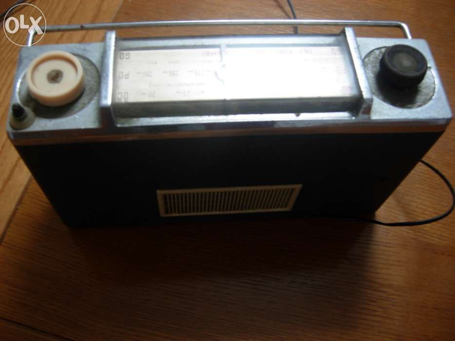 Rádio REELA muito antigo