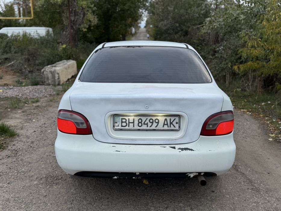 Хундай акцент 1.5 бензин
