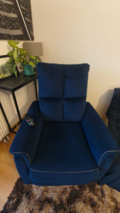 Fotel elektryczny rozkładany masaż, podgrzewanie 800 zł