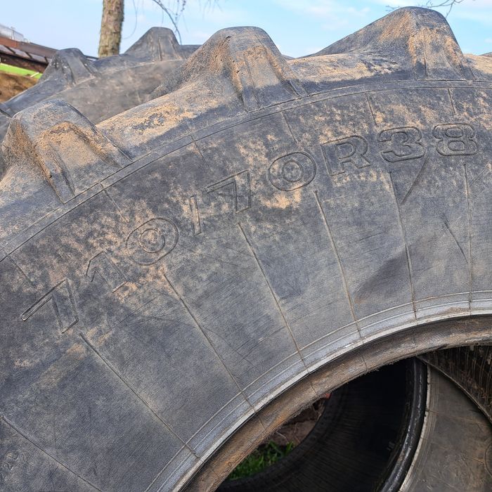 Opony 710/70r38 2szt