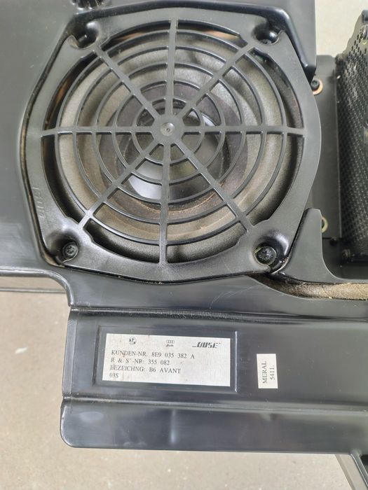 Nagłośnienie BOSE Audi A4 B6 komplet