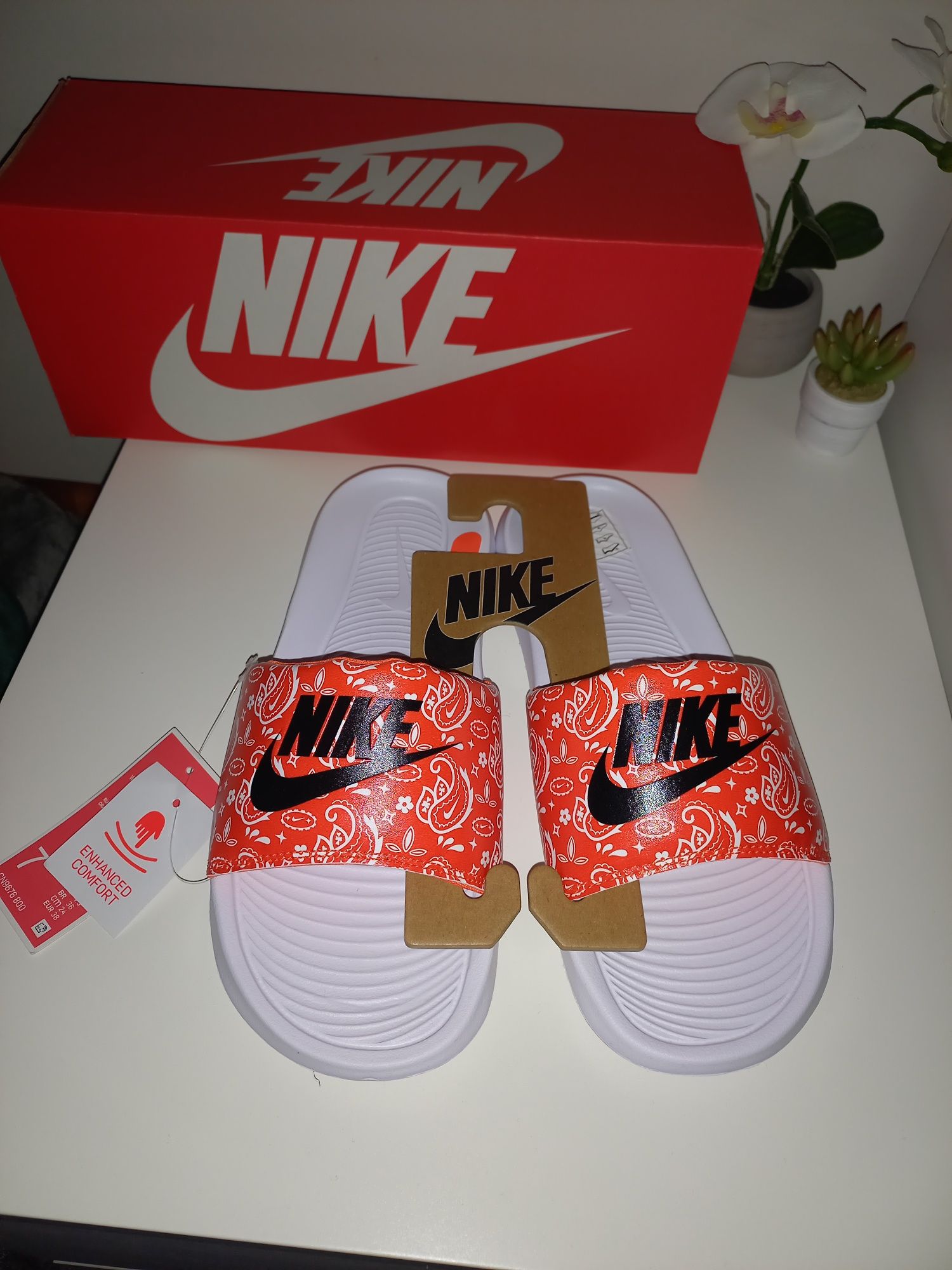 Тапочки шлёпанцы Nike Victori One Women's Print Slides размер 38 новы