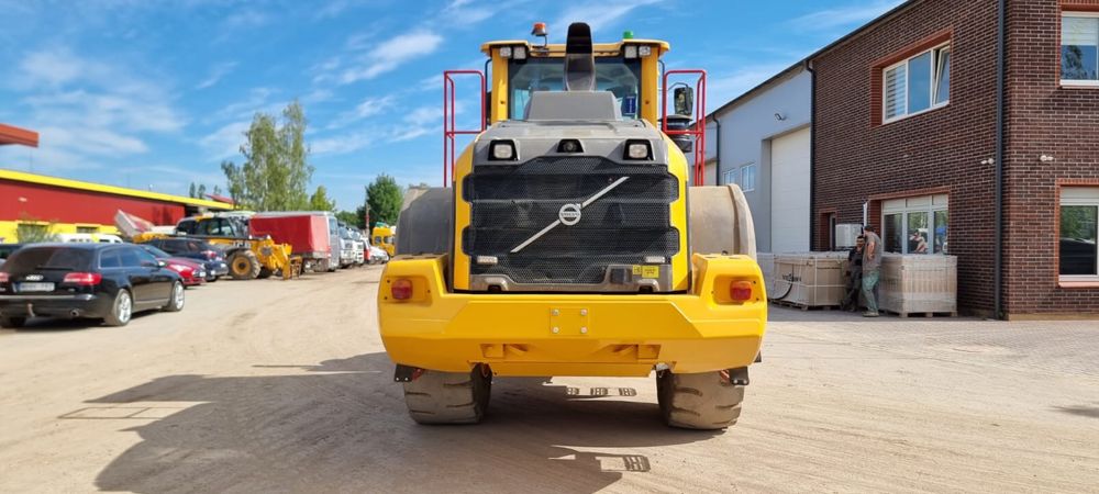 Погрузчик Volvo L 110 H