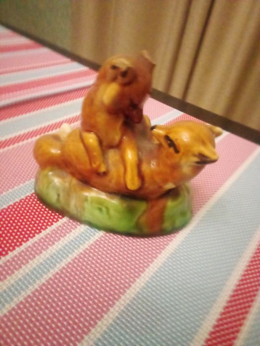 Статуетка фарфор