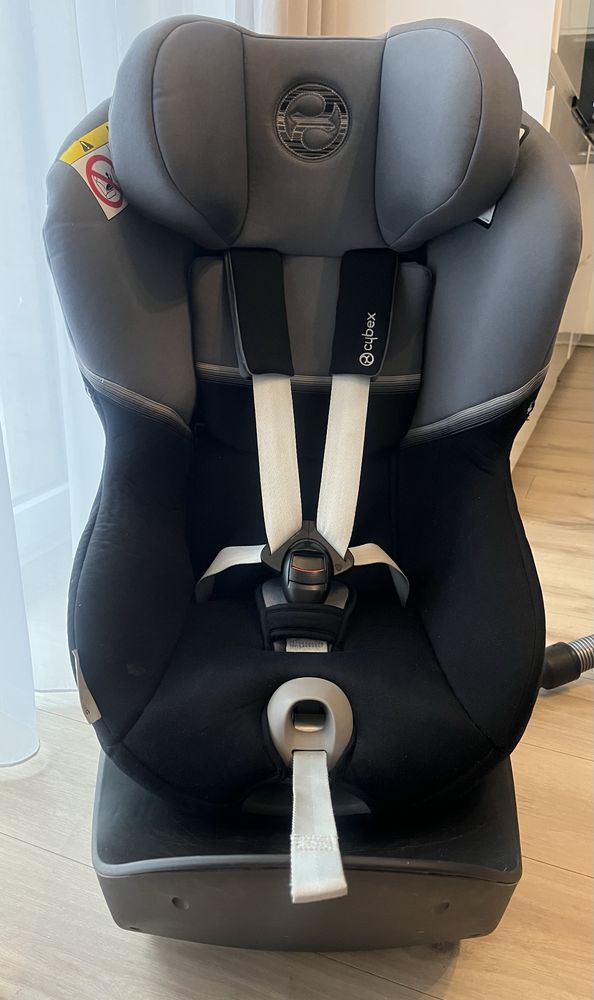 Fotelik samochodowy Cybex Sirona SX2 baza przód tył obrotowy