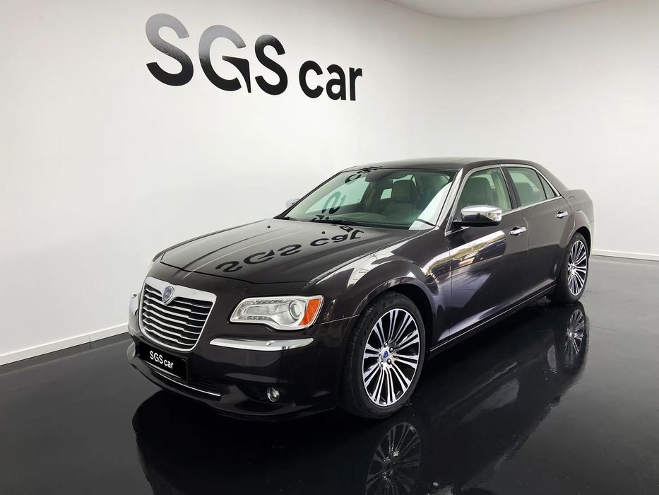 Lancia Thema 3.0 V6 M-Jet Executive