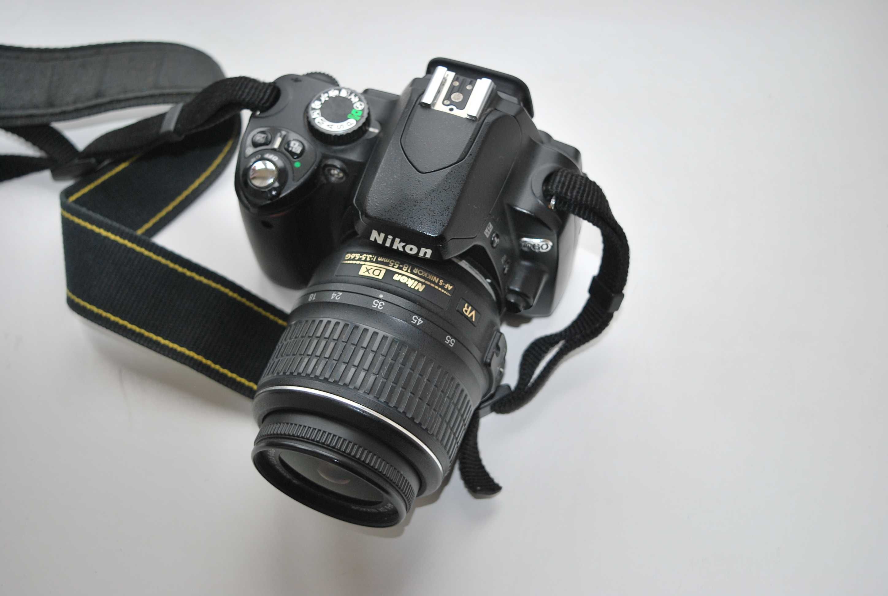 Фотоапарат Nikon D60