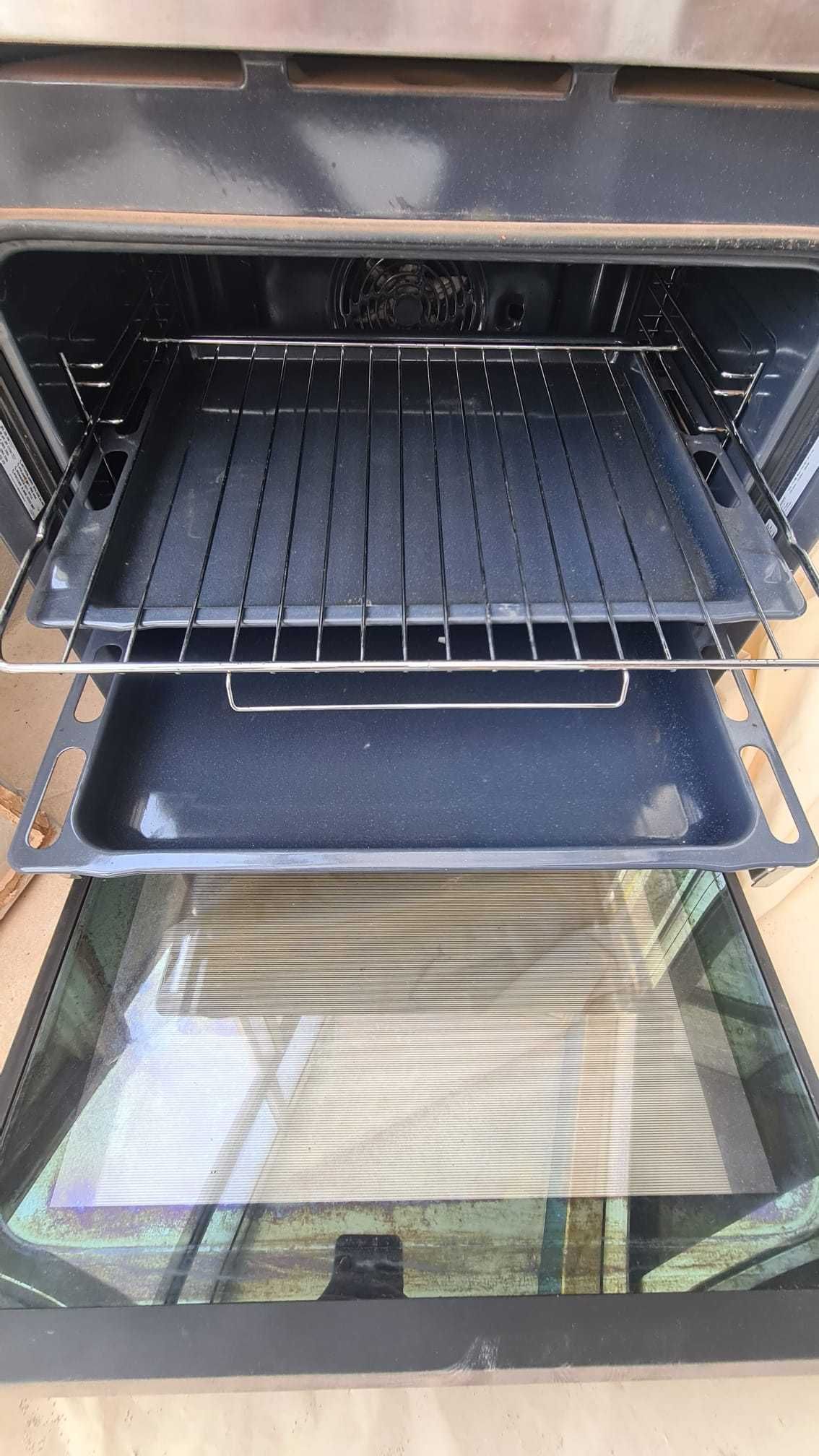 Placa Whirlpool a gás (encastre) + Forno Ariston Hotpoint (encastre)