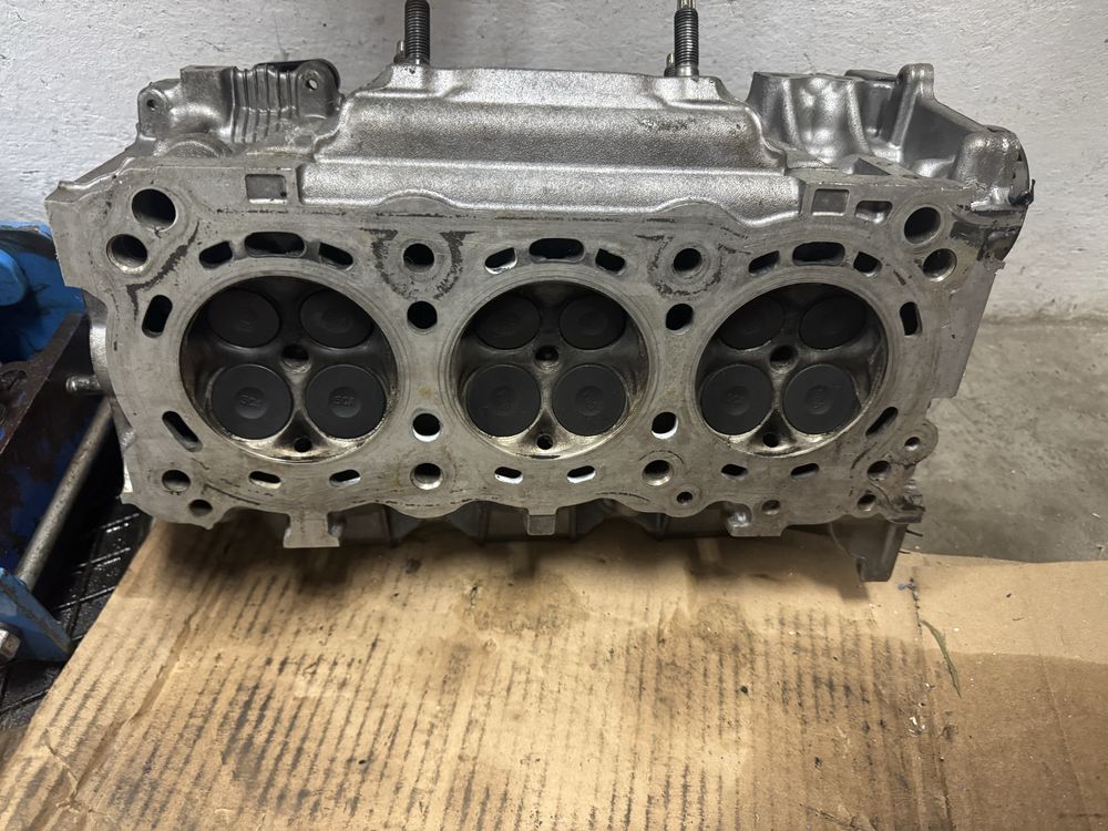 ГБЦ головка блока цилиндров Infiniti Q50/Q60 правая 110404HK0A