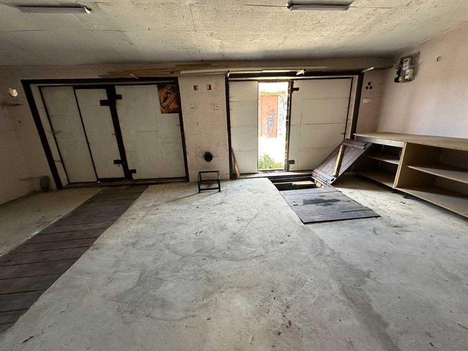 Довгострокова оренда гаража по вул. Степана Бандери