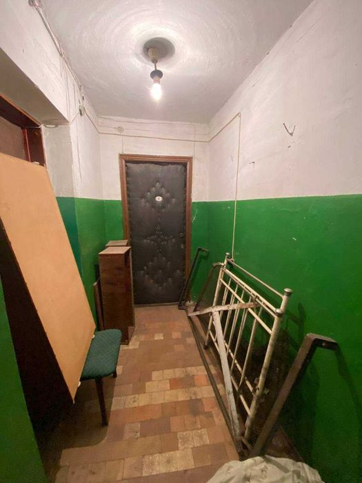 Продам 2-кімнатну квартиру у м. Новоукраїнка