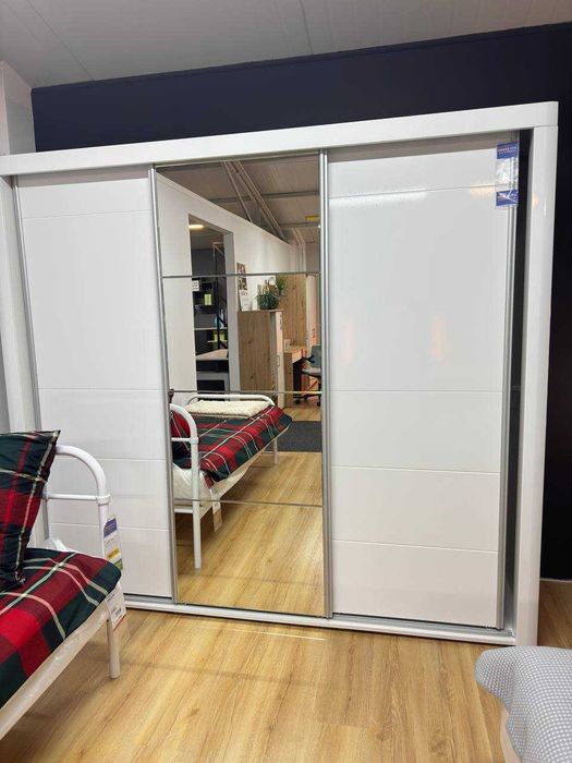 Zestaw mebli sypialnianych Irma wyprzedaż ekspozycji