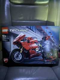 Lego Technic Ducati Panigale 42107