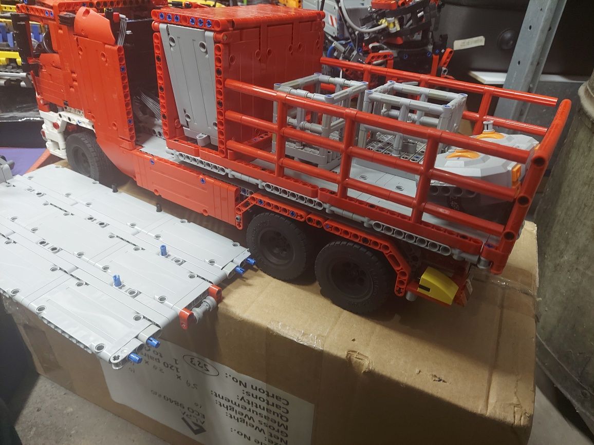 Lego Technic MOC Wóz Strażacki