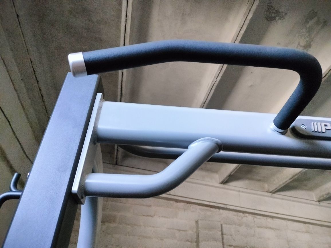 Nowy Half rack Precor rack squat stojak do przysiadów